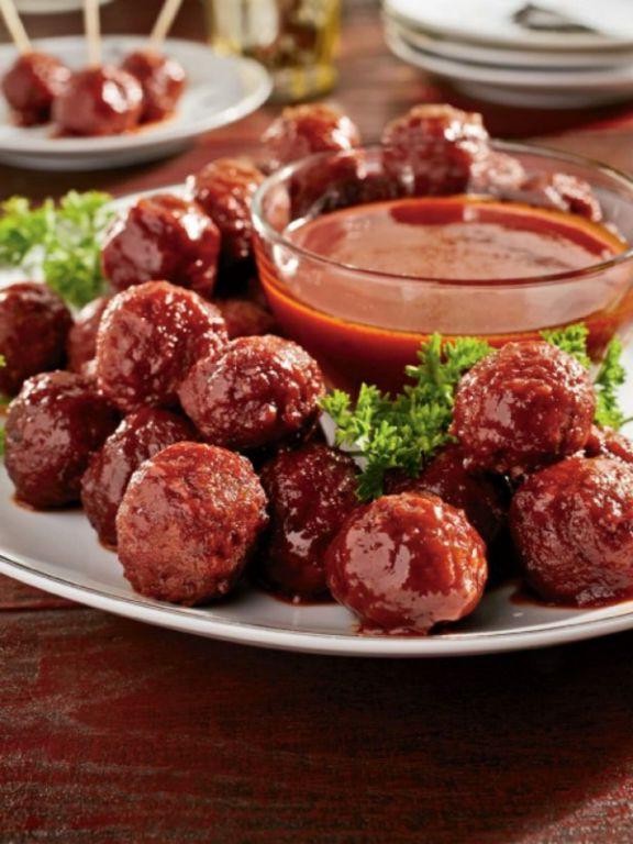 Spicy Grape Jelly Sriracha Meatballs