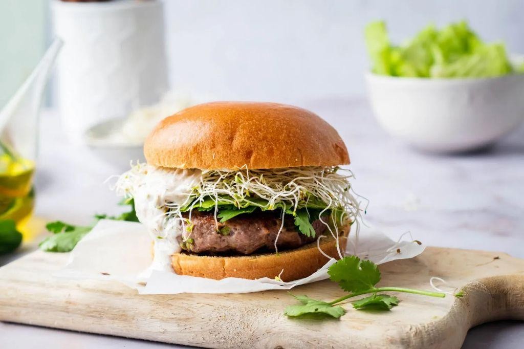Spicy Jalapeño and Cheddar Hamburger Patty