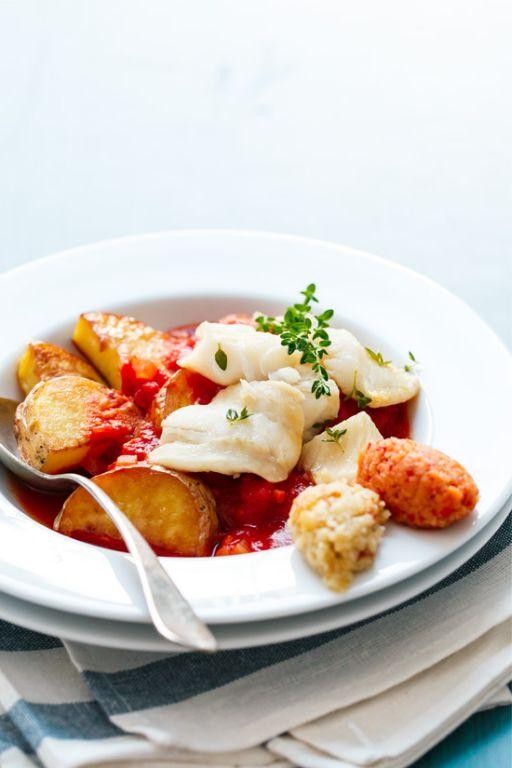 Spicy Saffron-infused Bouillabaisse