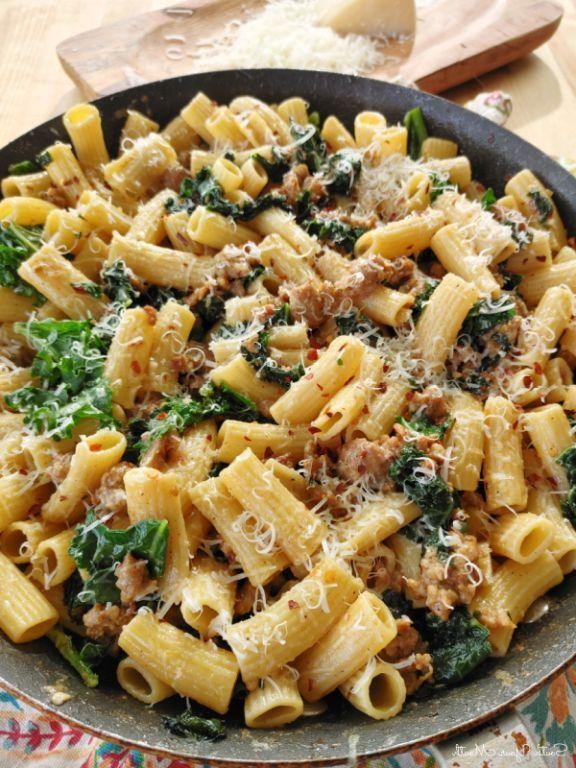 Spicy Sausage and Kale Pasta