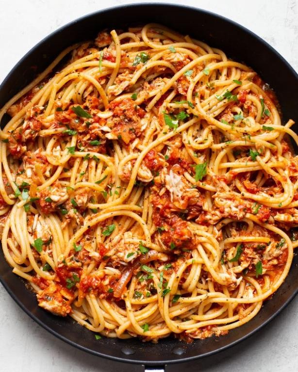 Spicy Snow Crab Pasta