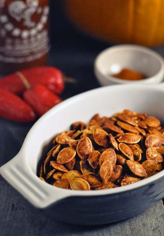 Spicy Sriracha Pumpkin Seeds