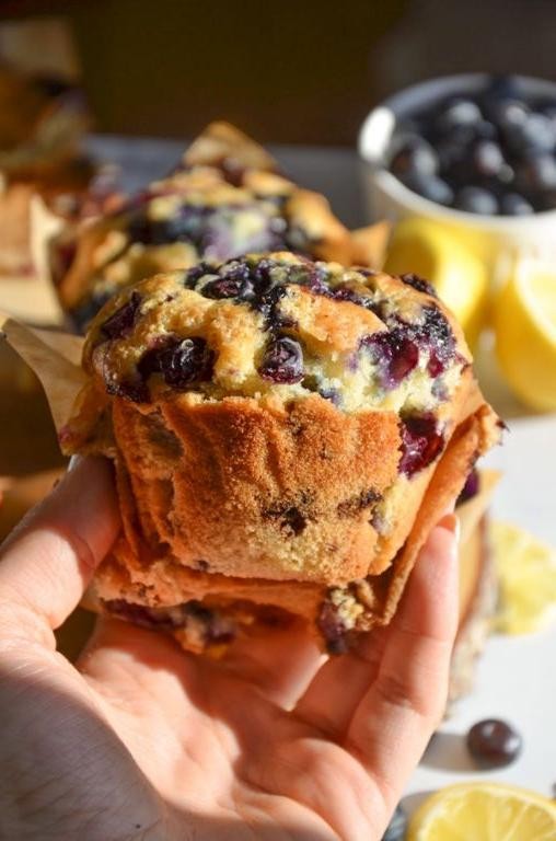 Starbucks-Inspired Blueberry Muffins