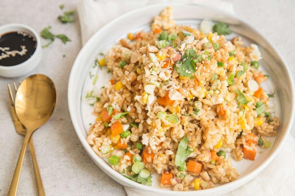 Stir-Fried Rice with Leftovers