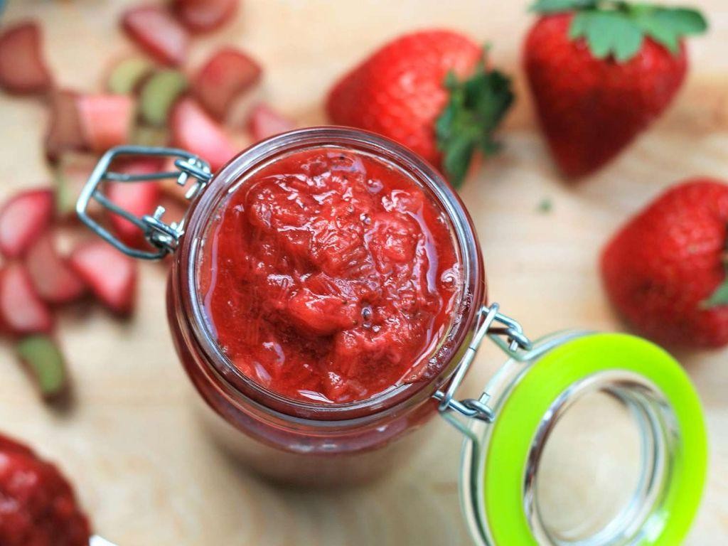 Strawberry Rhubarb Compote