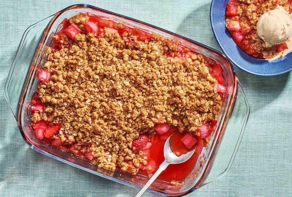 Strawberry Rhubarb Crisp