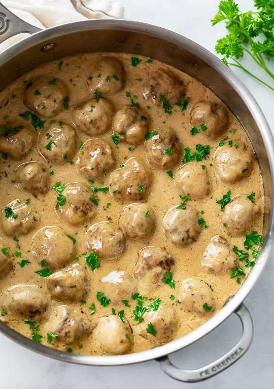 Swedish Meatballs in Creamy Gravy