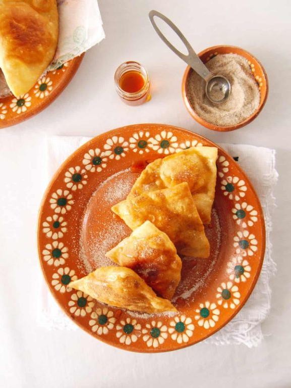 Sweet Cinnamon Sugar Sopaipillas
