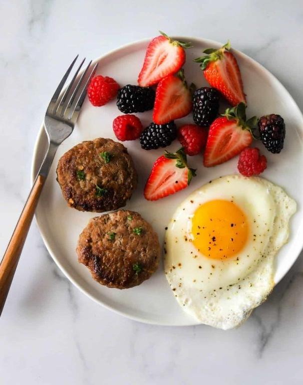 Sweet and Spicy Hamburger Breakfast Sausage Patties