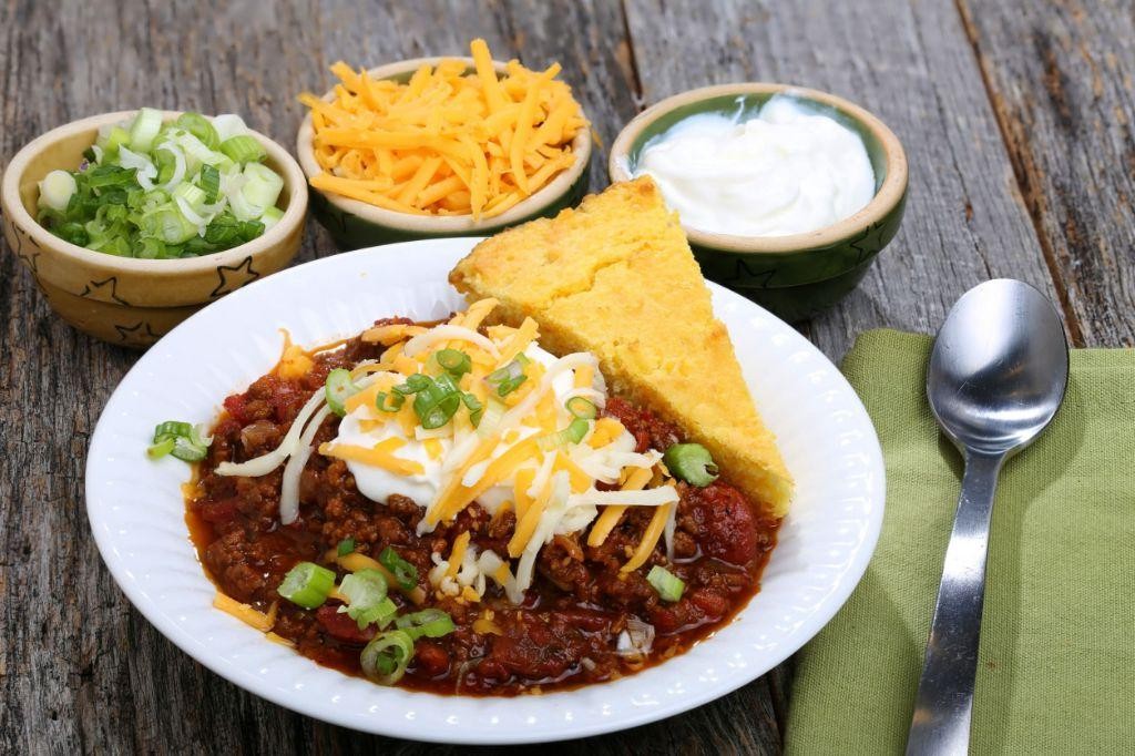Texas Chili with Pinto Beans and Cornbread Crumbles