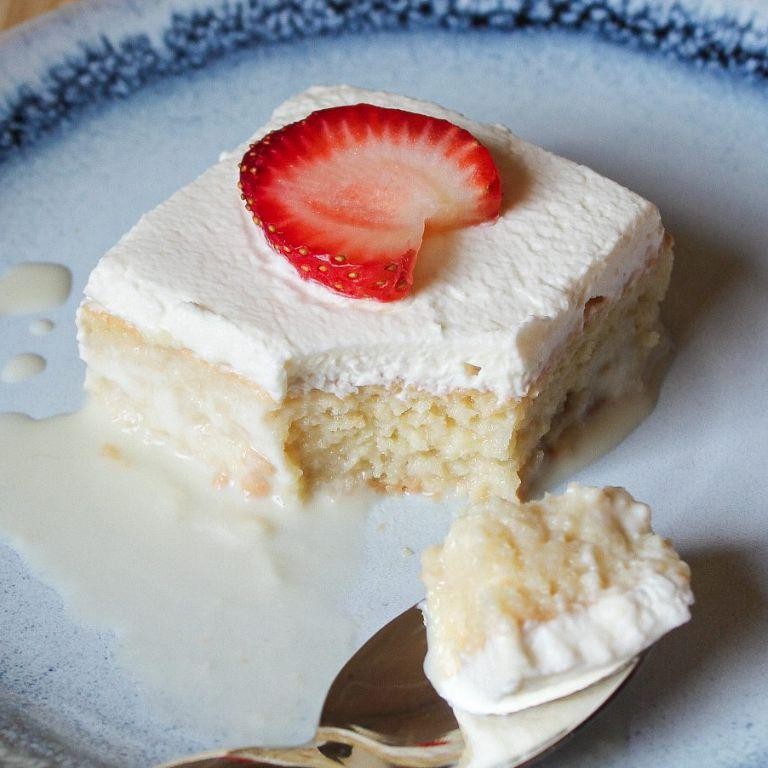 Tres Leches Dominicano