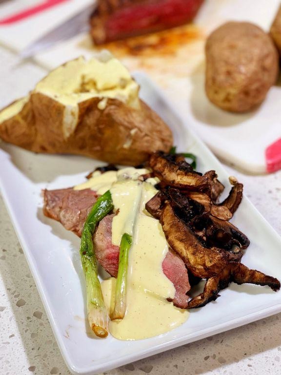 Tri Tip Steak with Creamy Horseradish Sauce