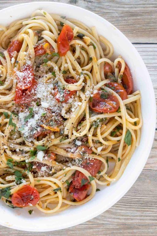 Vampire’s Kiss Tomato Basil Pasta