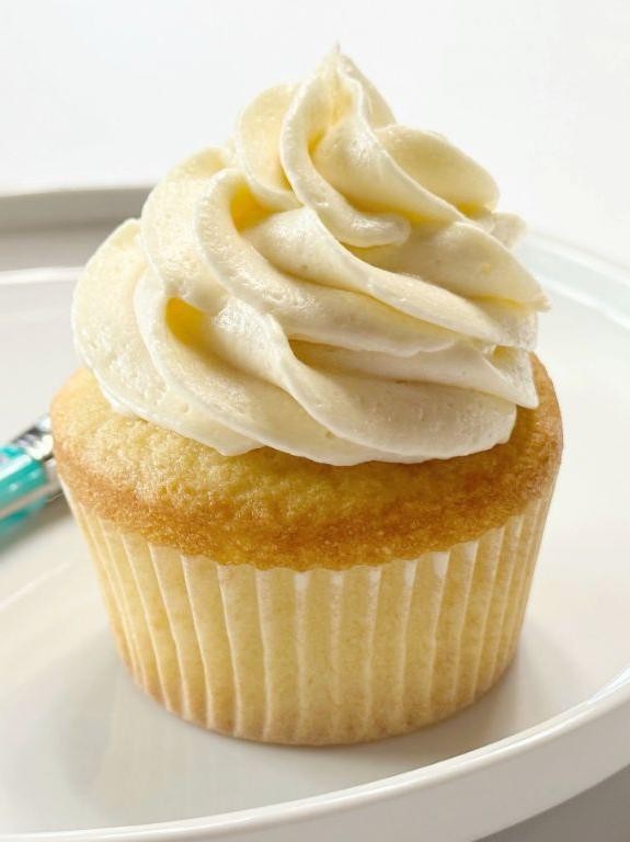 Vanilla Box Mix Cupcakes with Buttercream Frosting