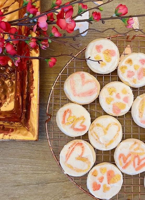 Vanilla Sugar Cookies with Edible Glitter