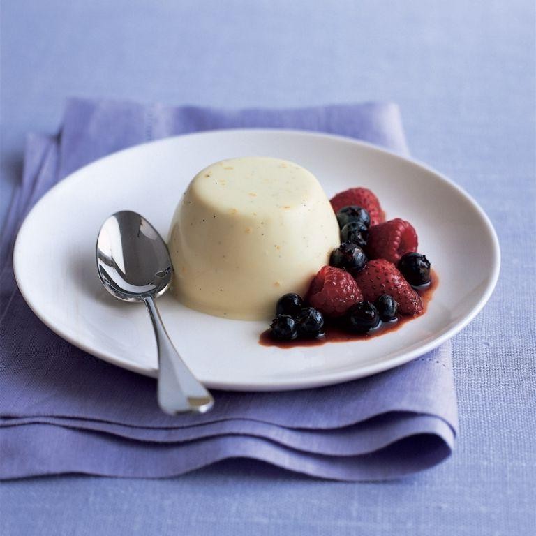 Vanilla Vodka Panna Cotta