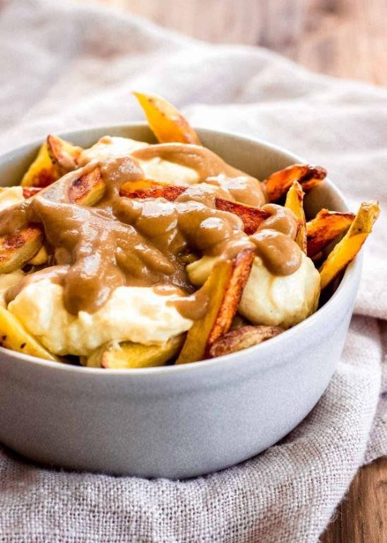 Vegan Poutine with Cashew Cheese and Mushroom Gravy