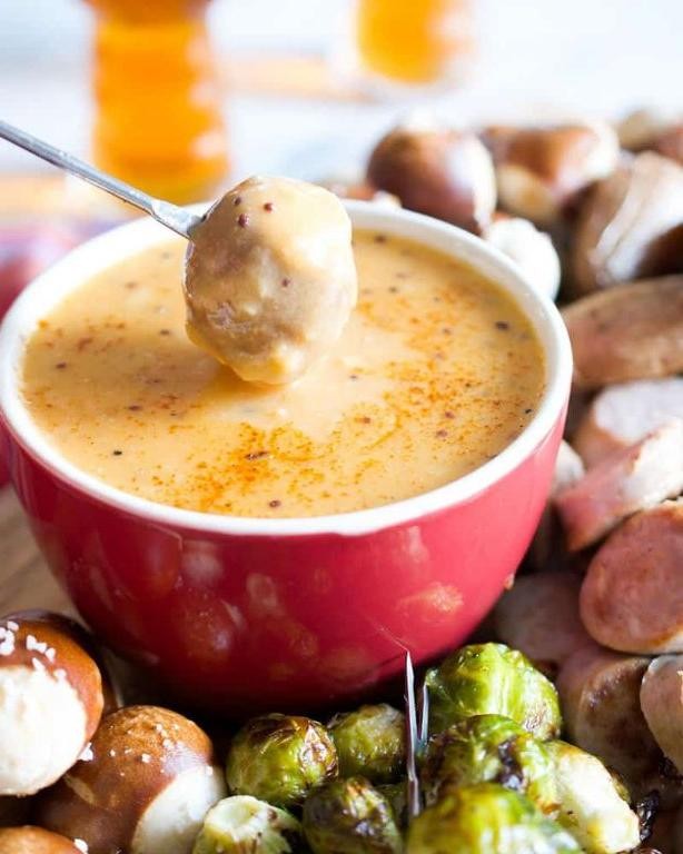 White Cheddar and Ale Fondue