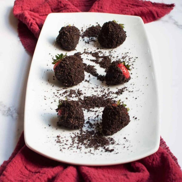 White Chocolate Strawberries with Crushed Oreos