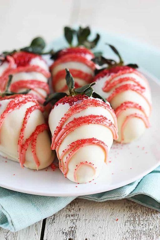 White Chocolate Strawberries with Mini Chocolate Chips