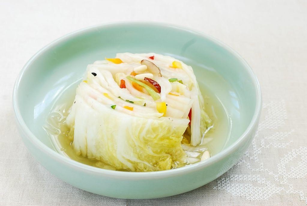 White Kimchi (Baek Kimchi)